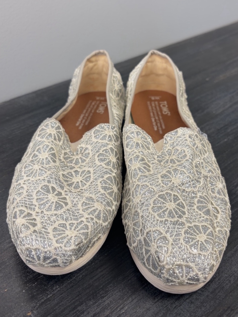 TOMS Women's Silver Glitter Lace Slip-Ons